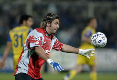 避免青训与 避免青训与