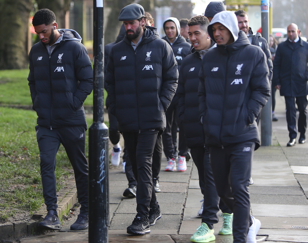 底池被我一 底池被我一